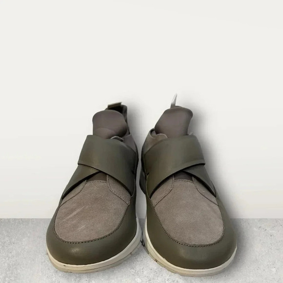 Calvin Klein Karsen Suede‎ Sneaker - Picture 2 of 7